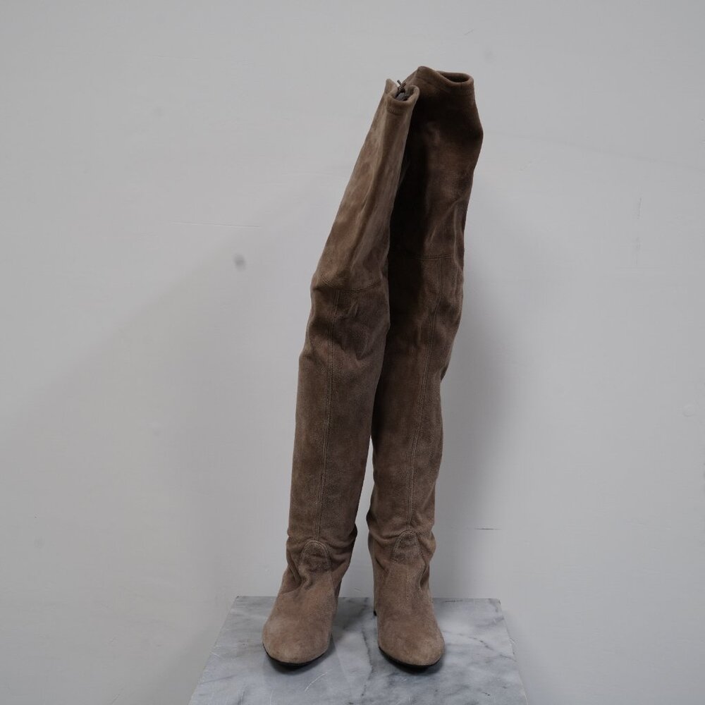 Stuart Weitzman Highland Boot in Beige Women's Size: 9.5